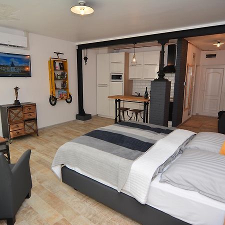 Mini Loft Apartman Эгер Экстерьер фото
