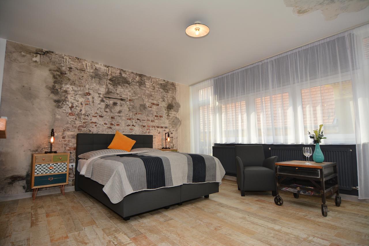 Mini Loft Apartman Эгер Экстерьер фото